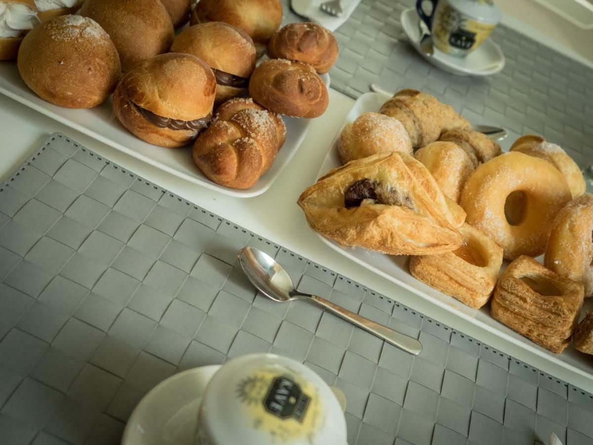 Ajde rooms&breakfast Trani Eksteriør billede