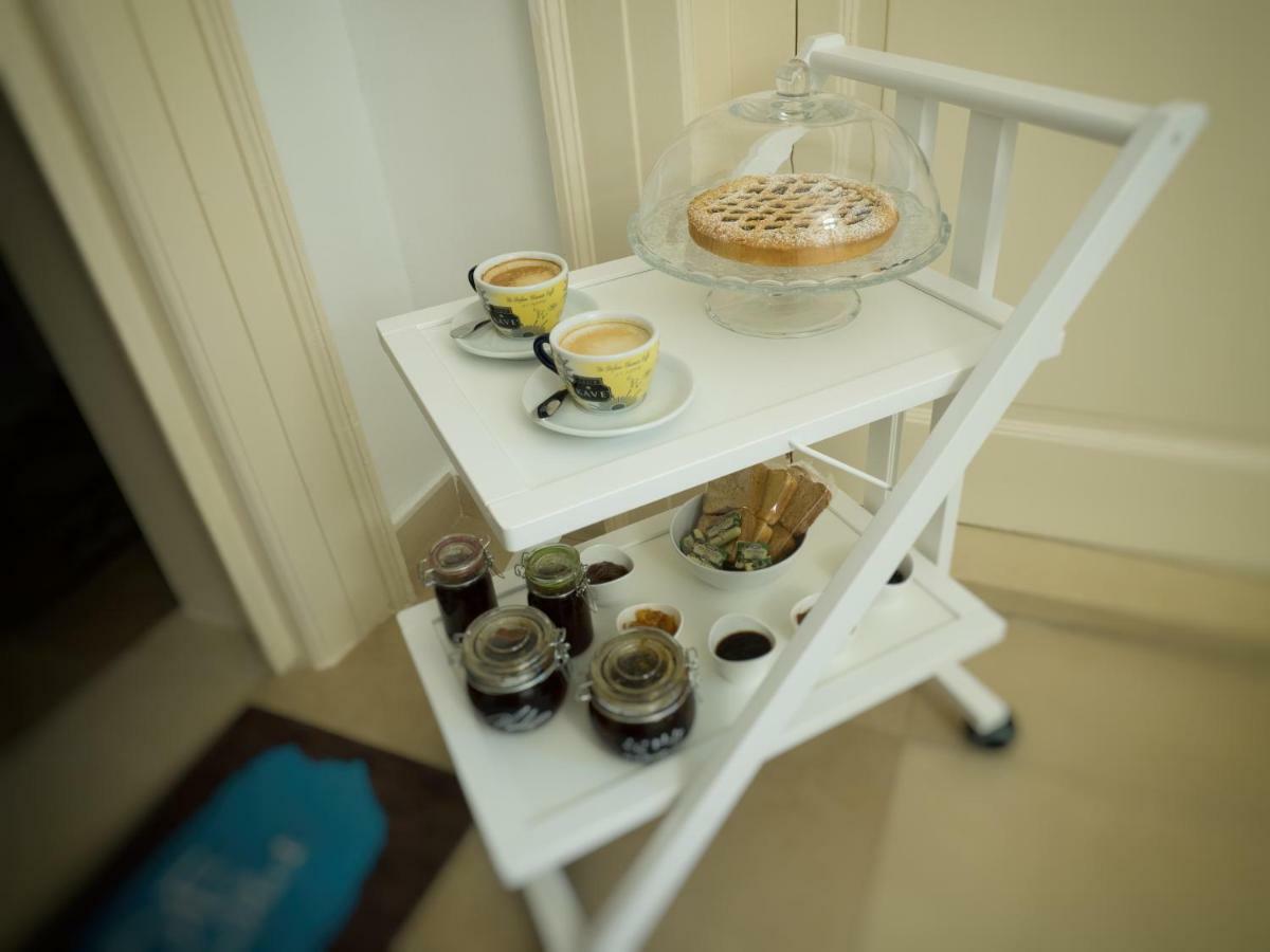 Ajde rooms&breakfast Trani Eksteriør billede